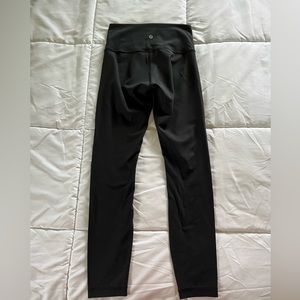 Lululemon wonder under